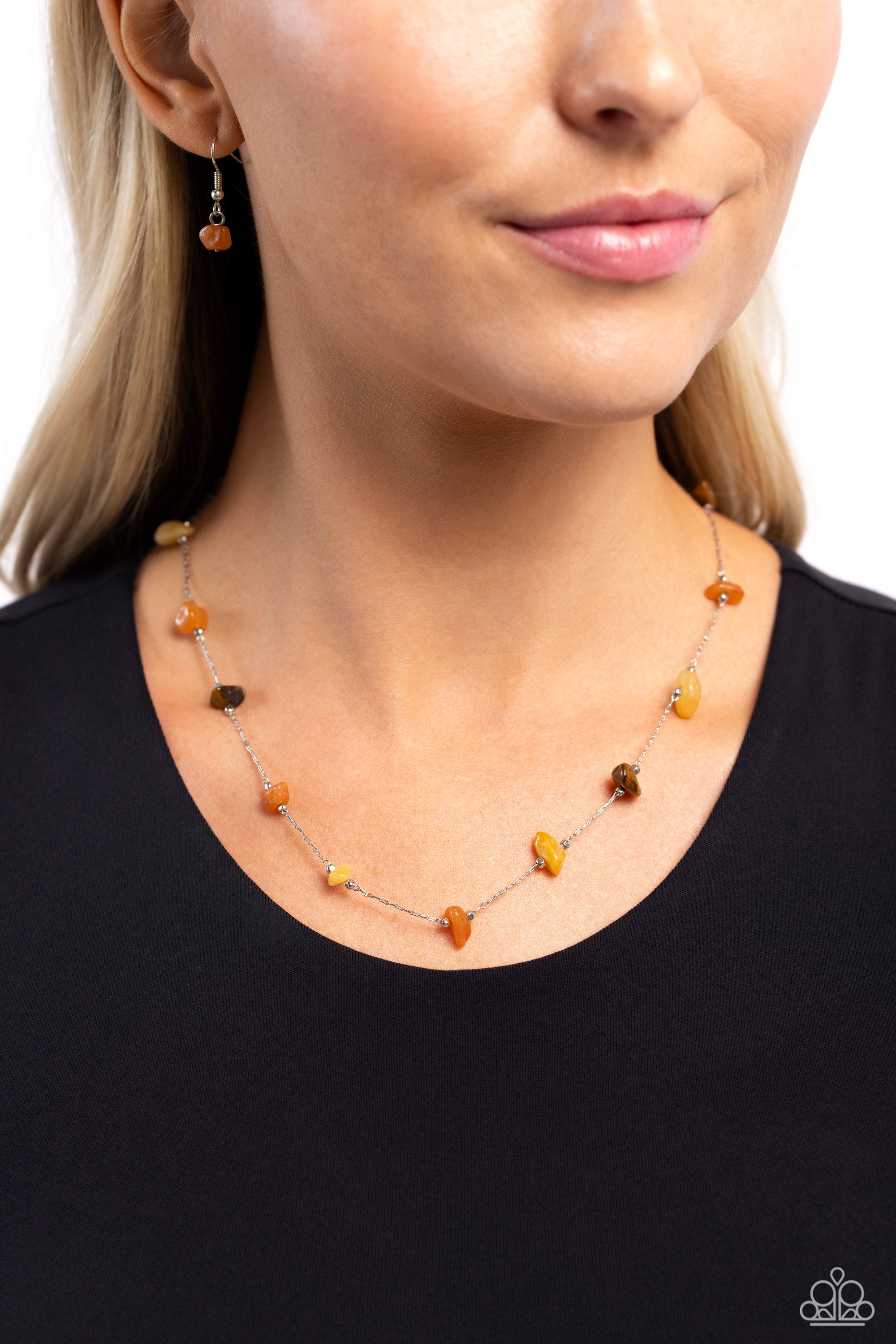 NARROW NOVELTY BROWN-NECKLACE