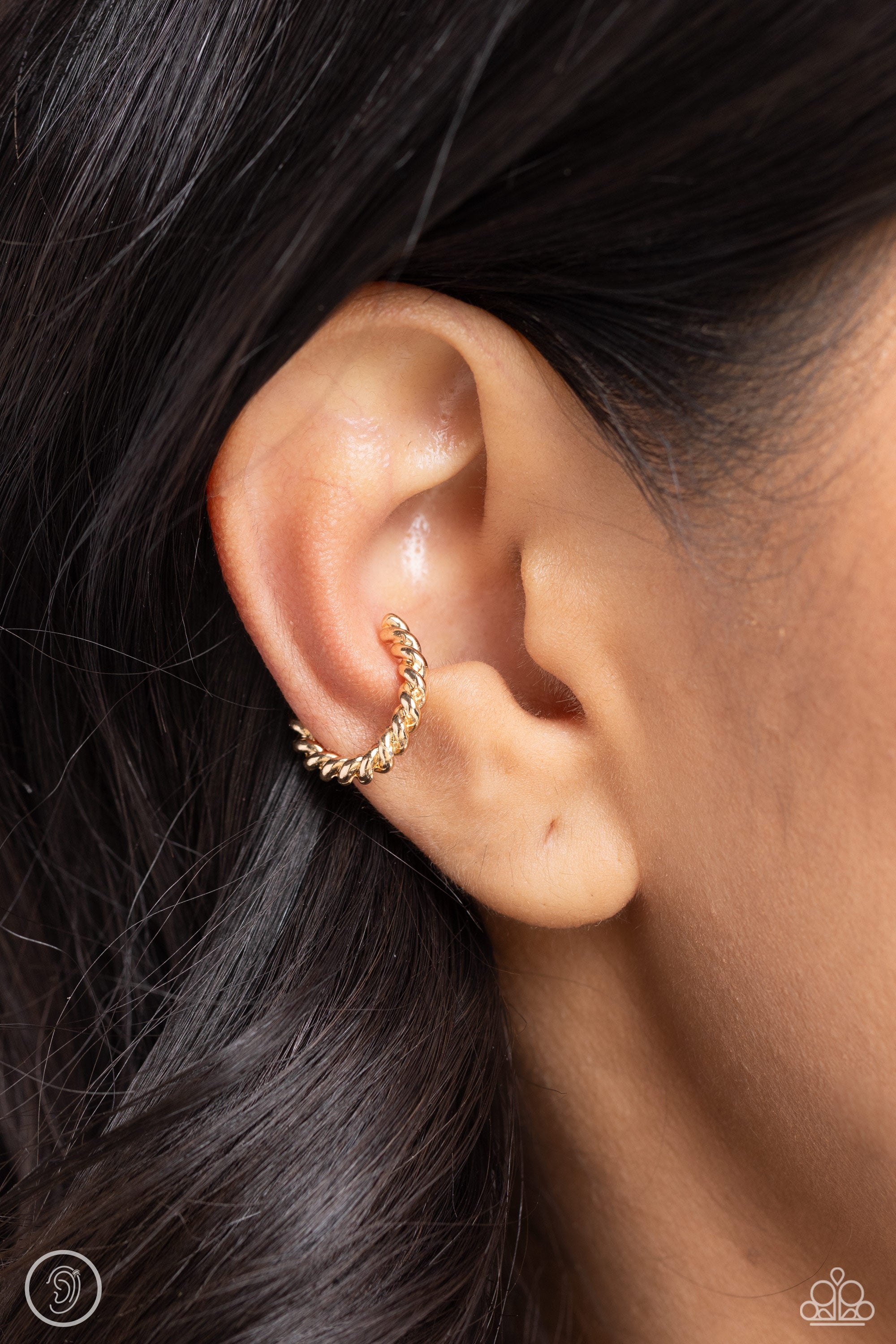 TWISTED TRAVEL GOLD-EARRINGS