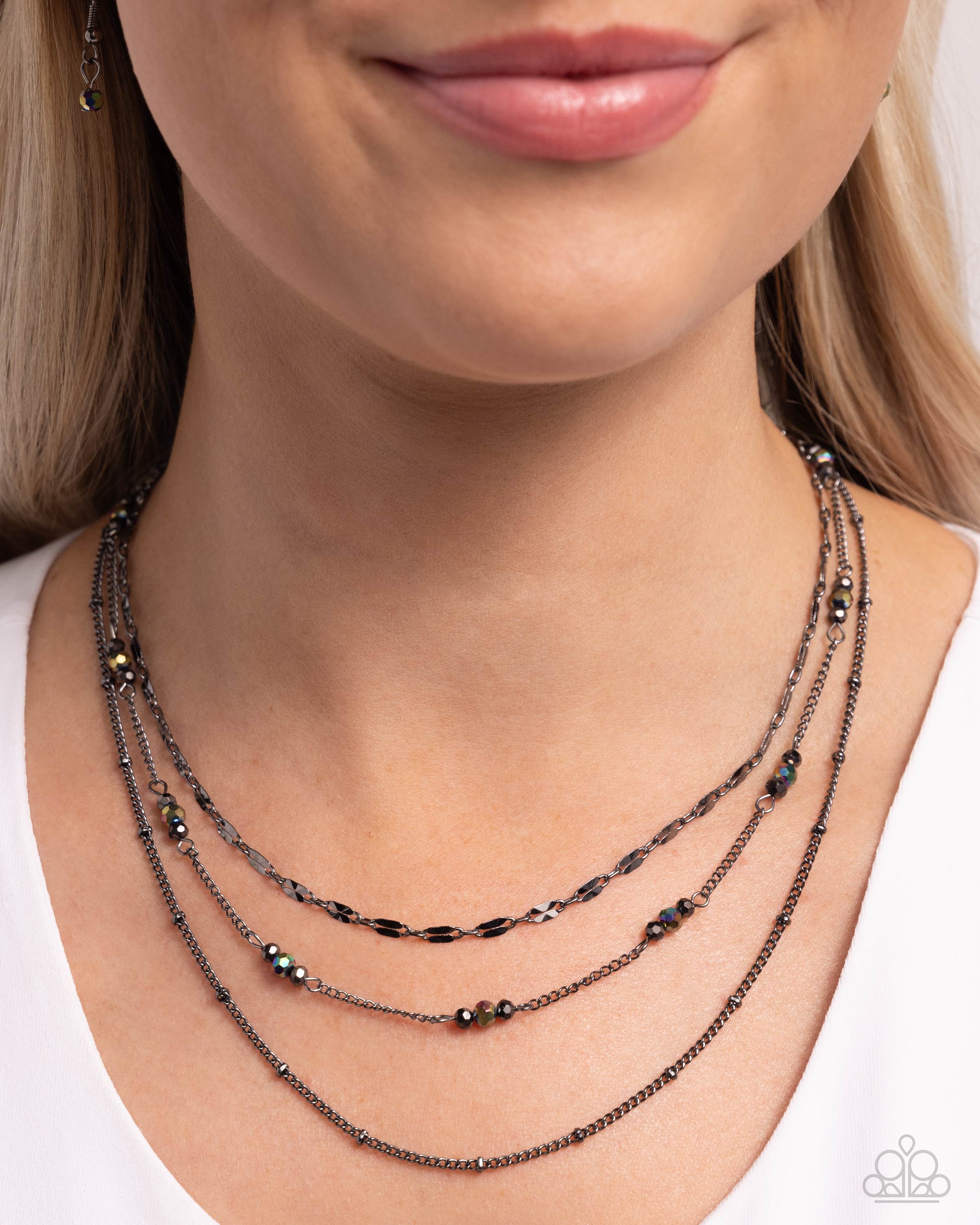 LUXE LAYERS BLACK-NECKLACE