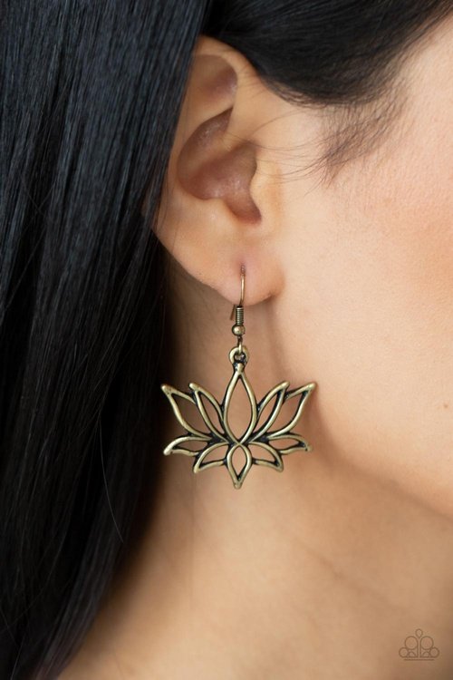 LOTUS PONDS BRASS-EARRINGS