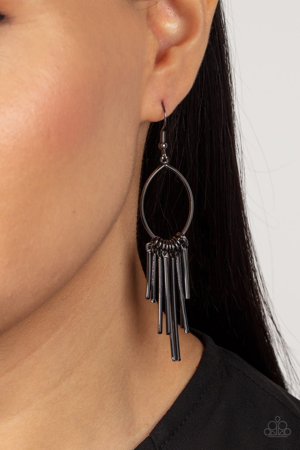 MOOD SWING BLACK-EARRINGS