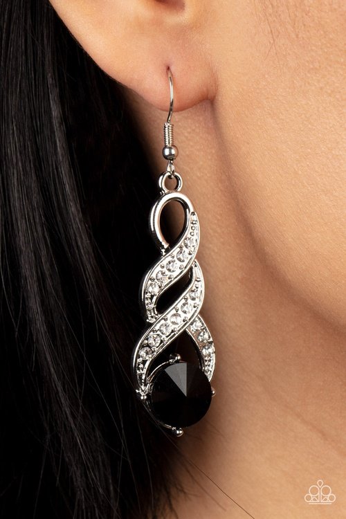 HIGH-RANKING ROYALTY BLACK-EARRINGS