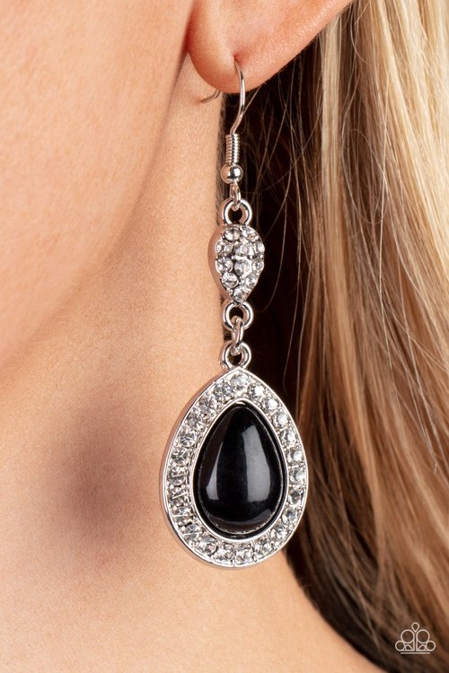 ELITE ELEGANCE BLACK-EARRINGS