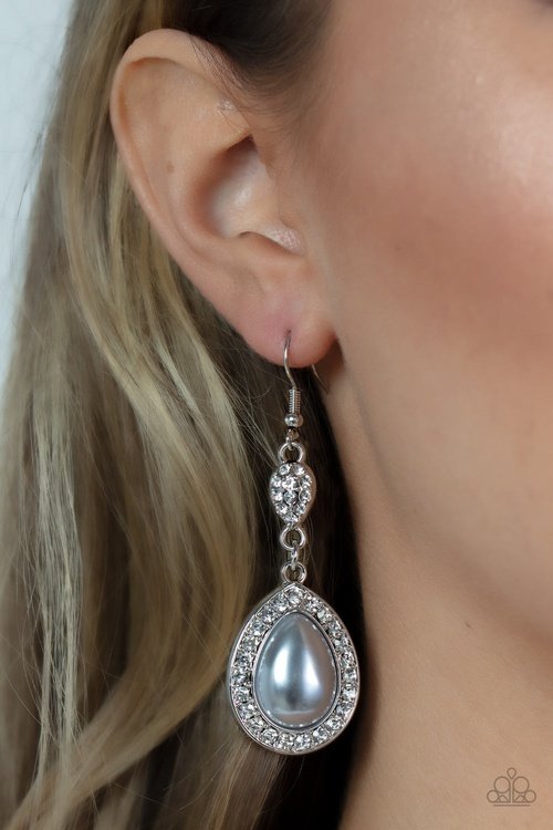 ELITE ELEGANCE SILVER-EARRINGS