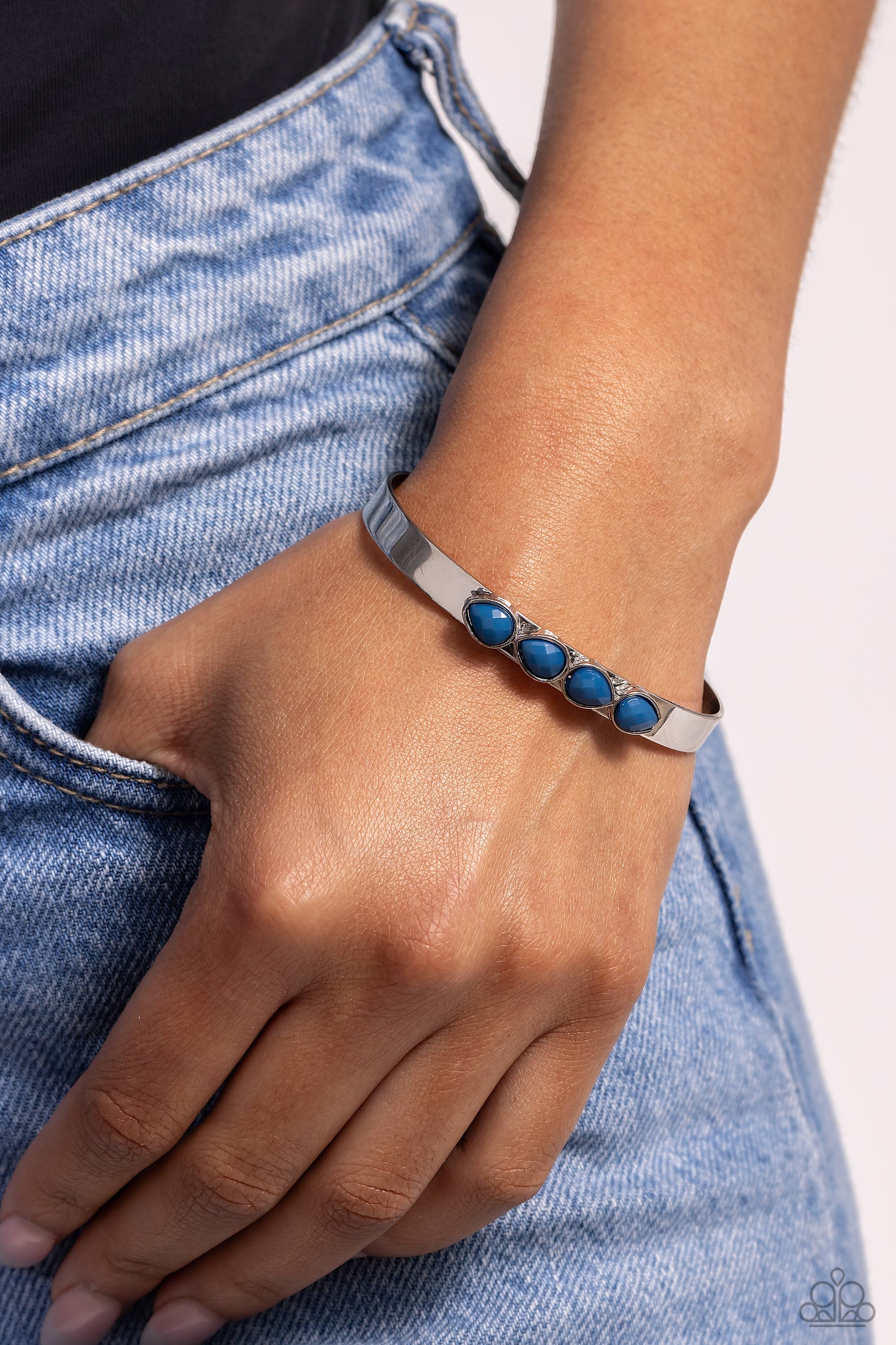 PRISMATICALLY PETITE BLUE-BRACELET