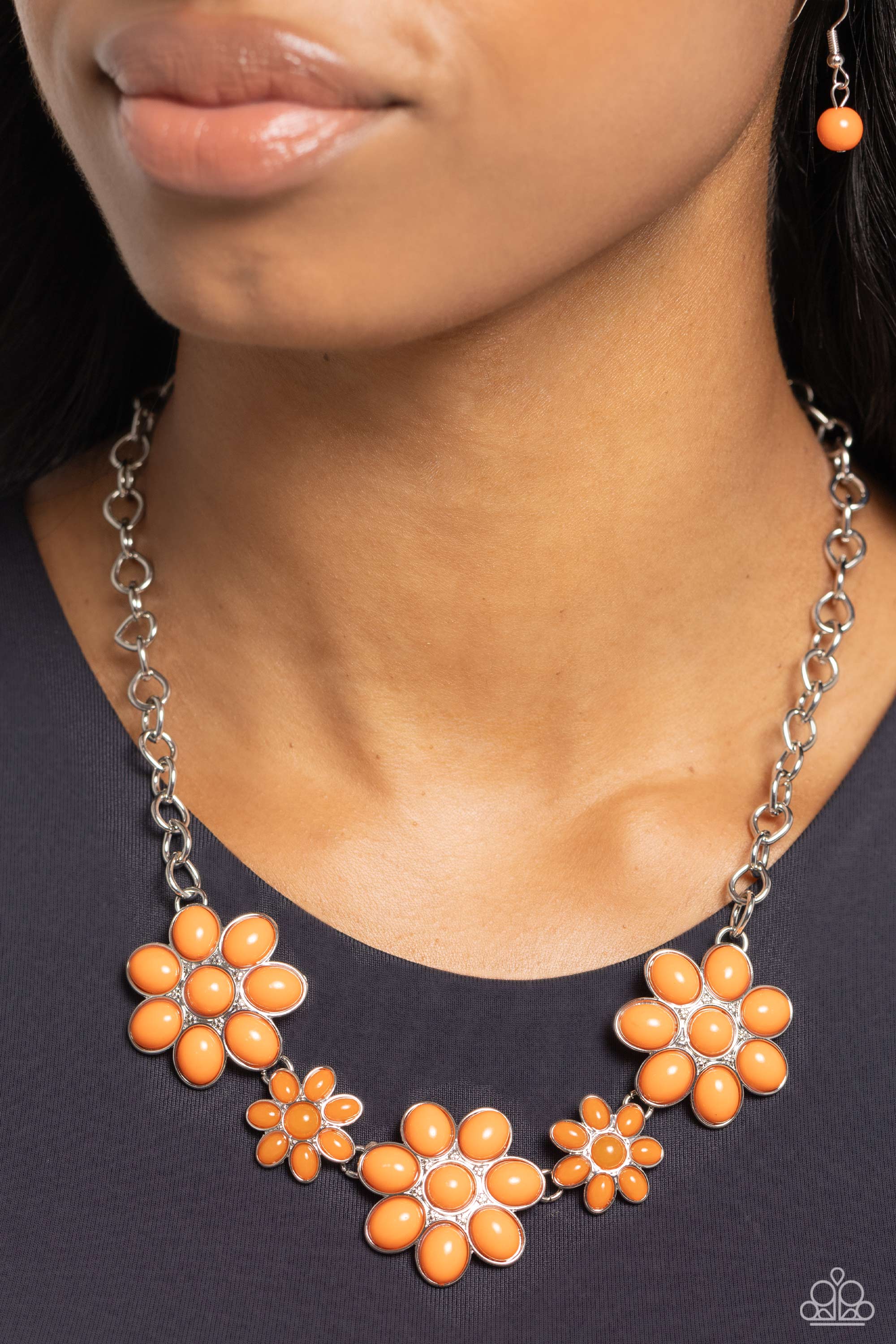 Flamboyantly Flowering Orange-necklace
