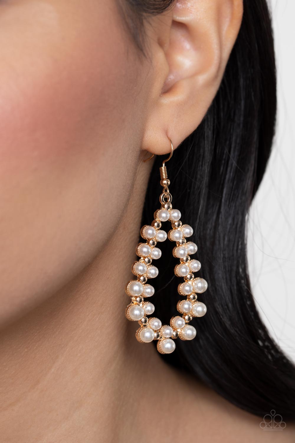 ABSOLUTELY AGELESS GOLD-EARRINGS
