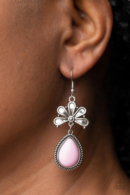 BRIGHTLY BLOOMING PINK-EARRINGS