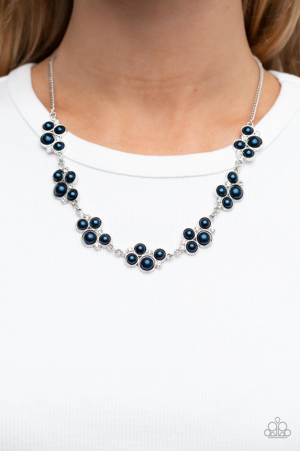 GRACE TO THE TOP BLUE-NECKLACE