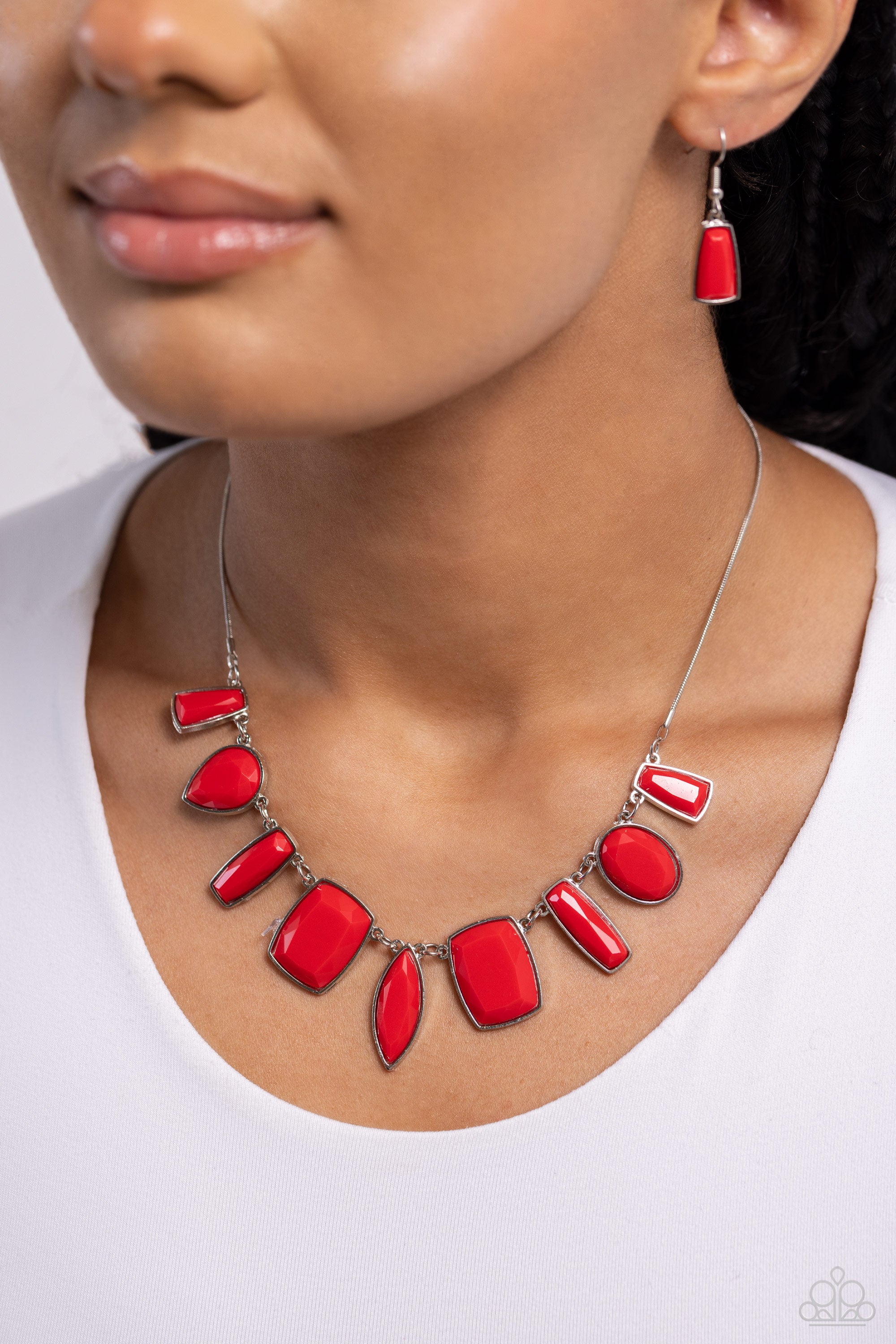 LUSCIOUS LUXE RED-NECKLACE