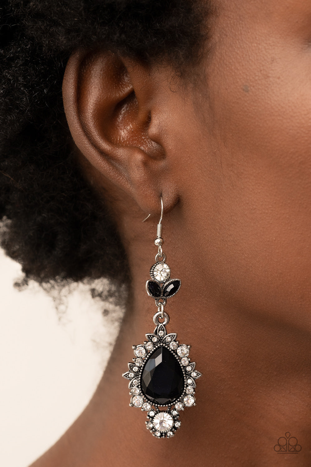 SELFIE-ESTEEM BLACK-EARRINGS