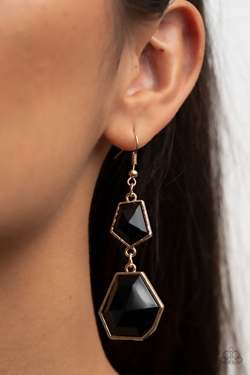 RIO RELIC BLACK-EARRINGS