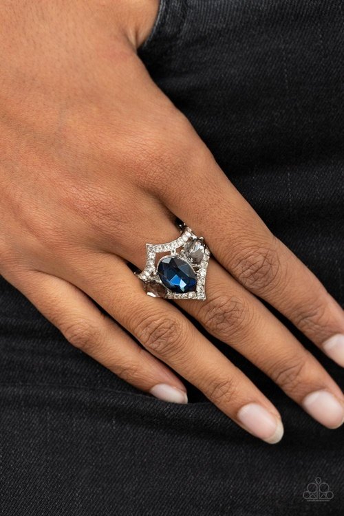 BOW DOWN TO DAZZLE BLUE-RING