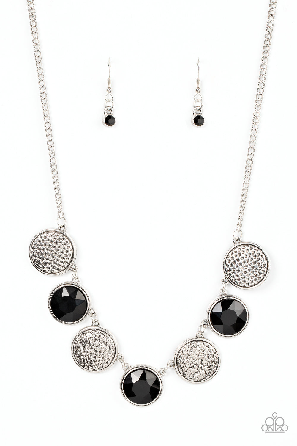 URBAN ELITE BLACK-NECKLACE