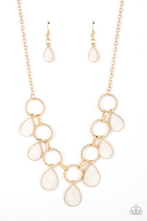 GOLDEN GLIMMER GOLD-NECKLACE