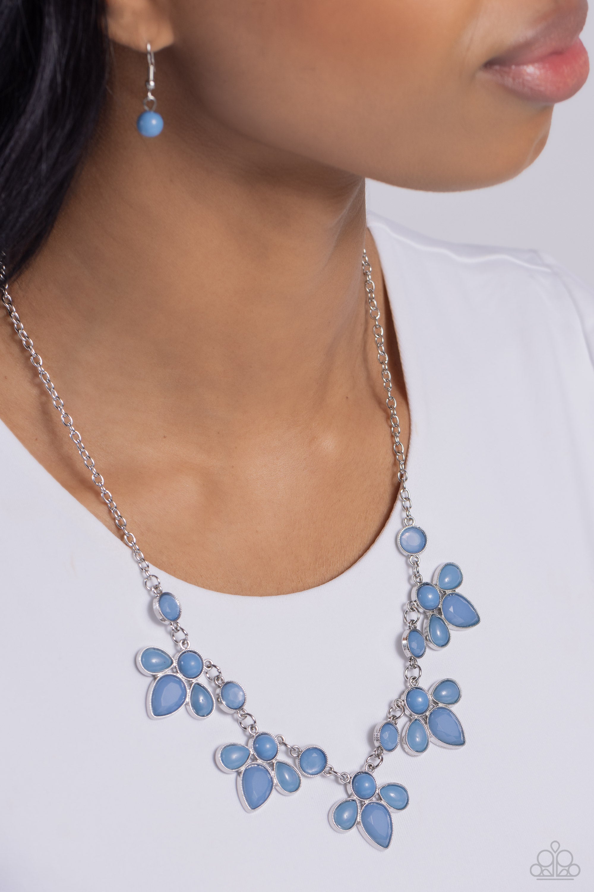 FROND-RUNNER FASHION BLUE-NECKLACE