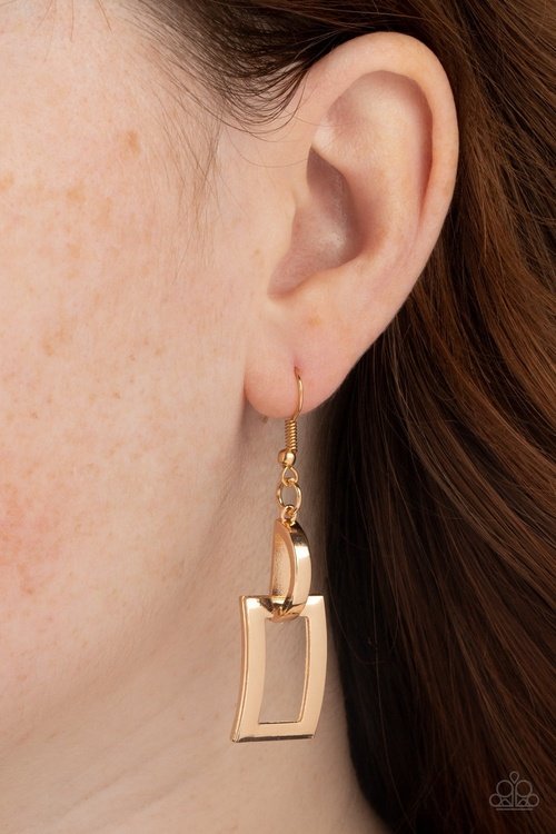 BLAZING BUCKLES GOLD-EARRINGS