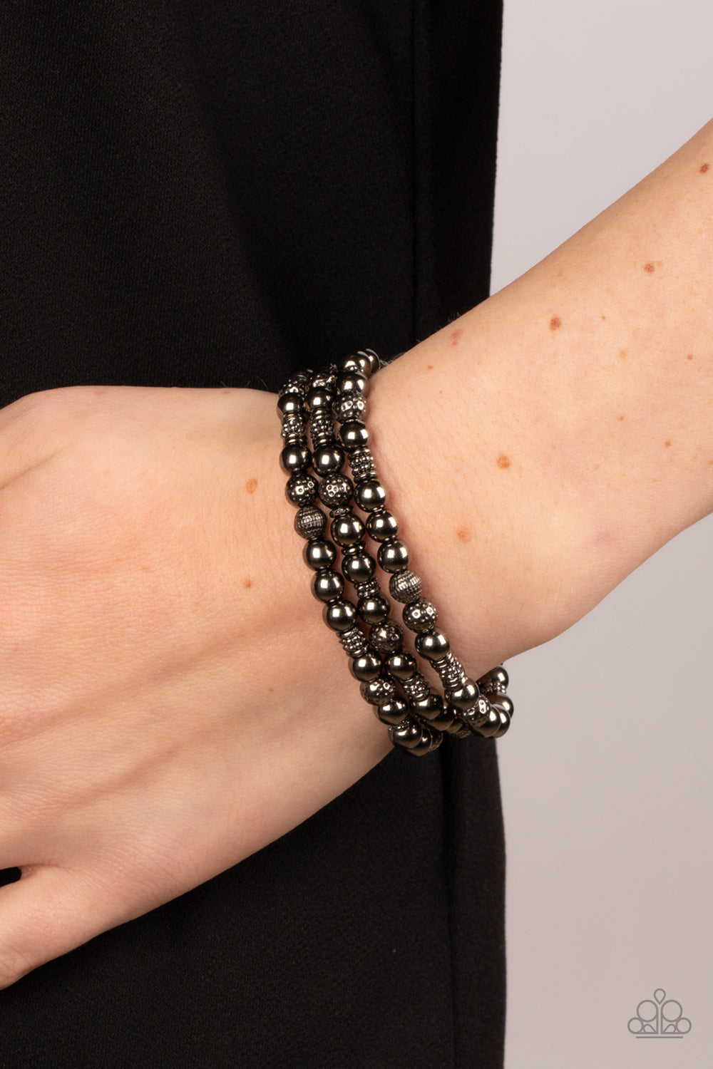 BOUNDLESS BOUNDARIES BLACK-BRACELET