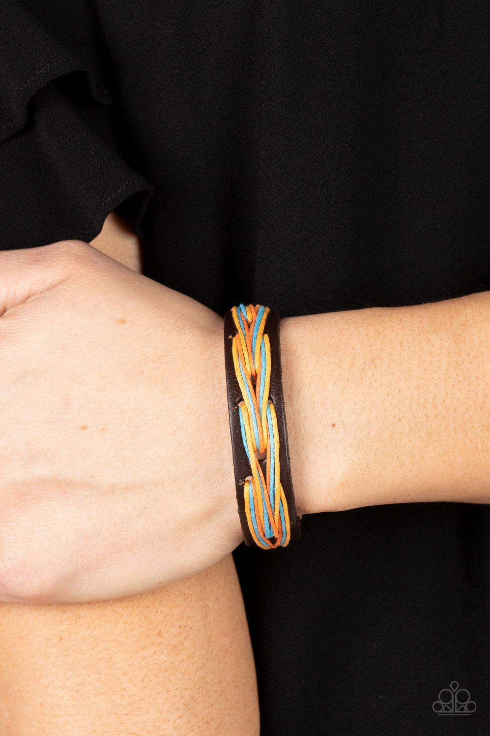 STRING-A-DING-DING ORANGE-BRACELET