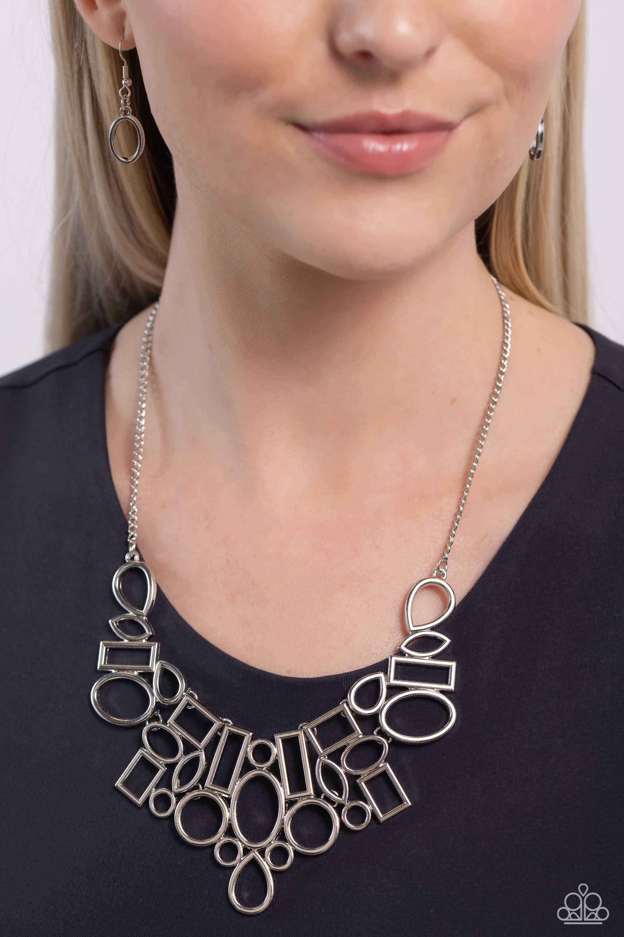 GEOMETRIC GRIT SILVER-NECKLACE