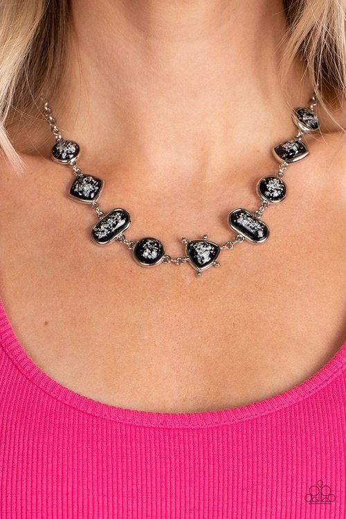 FLEEK AND FLECKED BLACK-NECKLACE