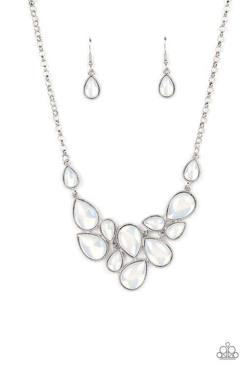 KEEPS GLOWING AND GLOWING WHITE-NECKLACE