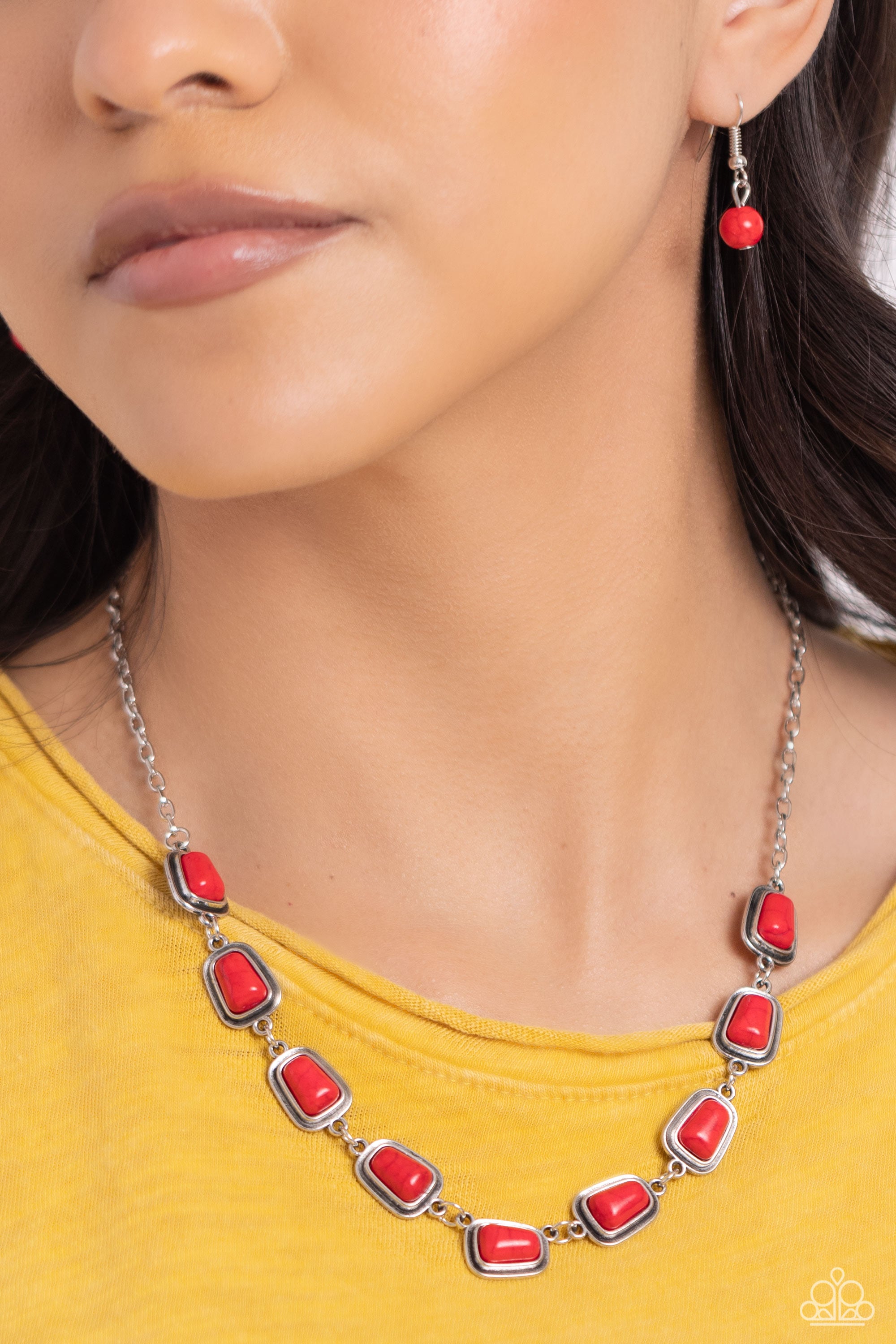 SOUTHERN SAFARI RED-NECKLACE