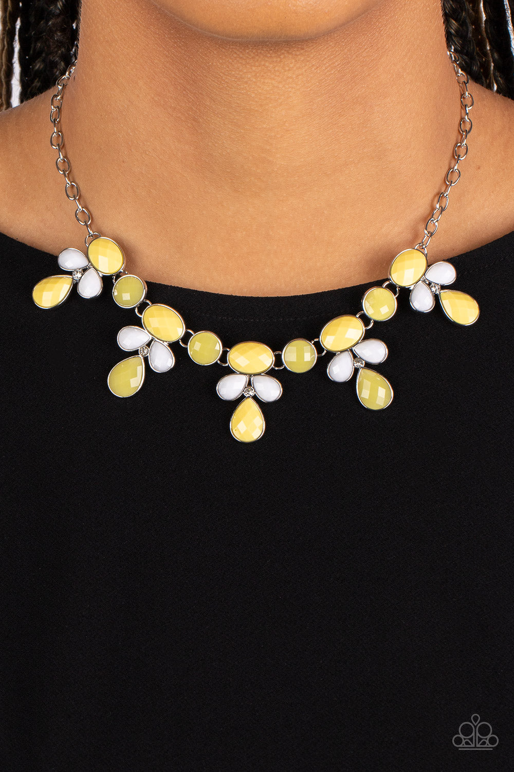 MIDSUMMER MEADOW YELLOW-NECKLACE