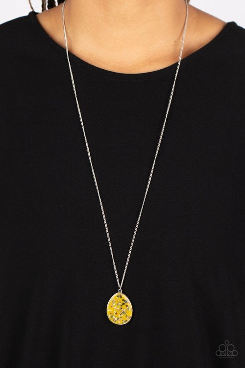 SHIMMERING SEAFLOORS YELLOW-NECKLACE