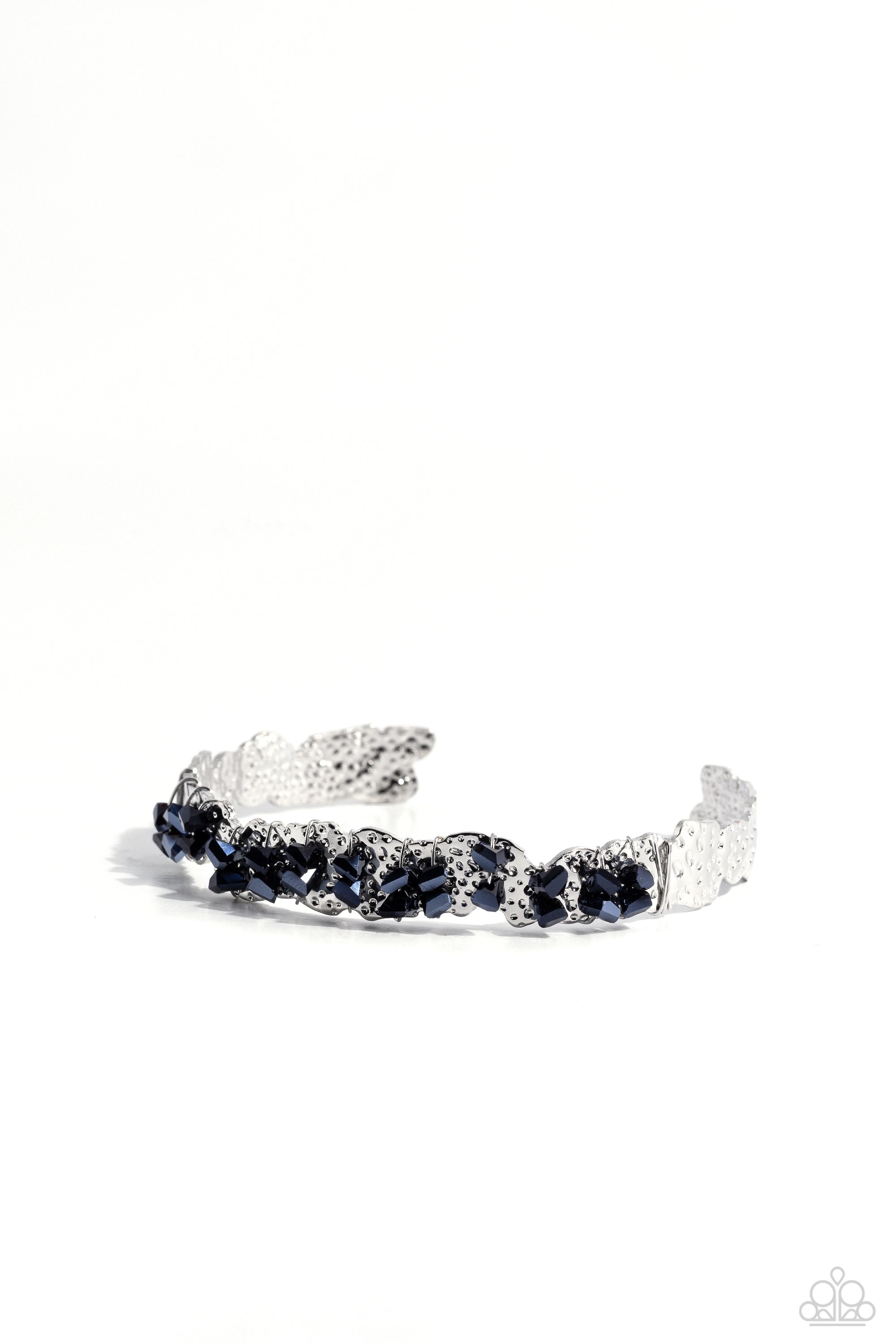 ENTICINGLY ICY BLUE-BRACELET