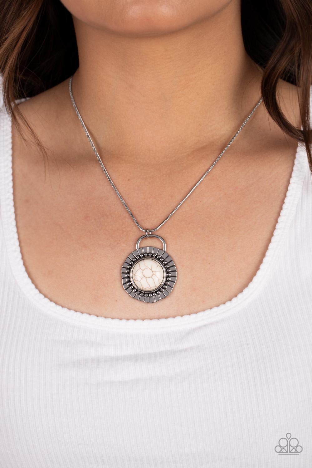 NEW AGE NOMAD WHITE-NECKLACE