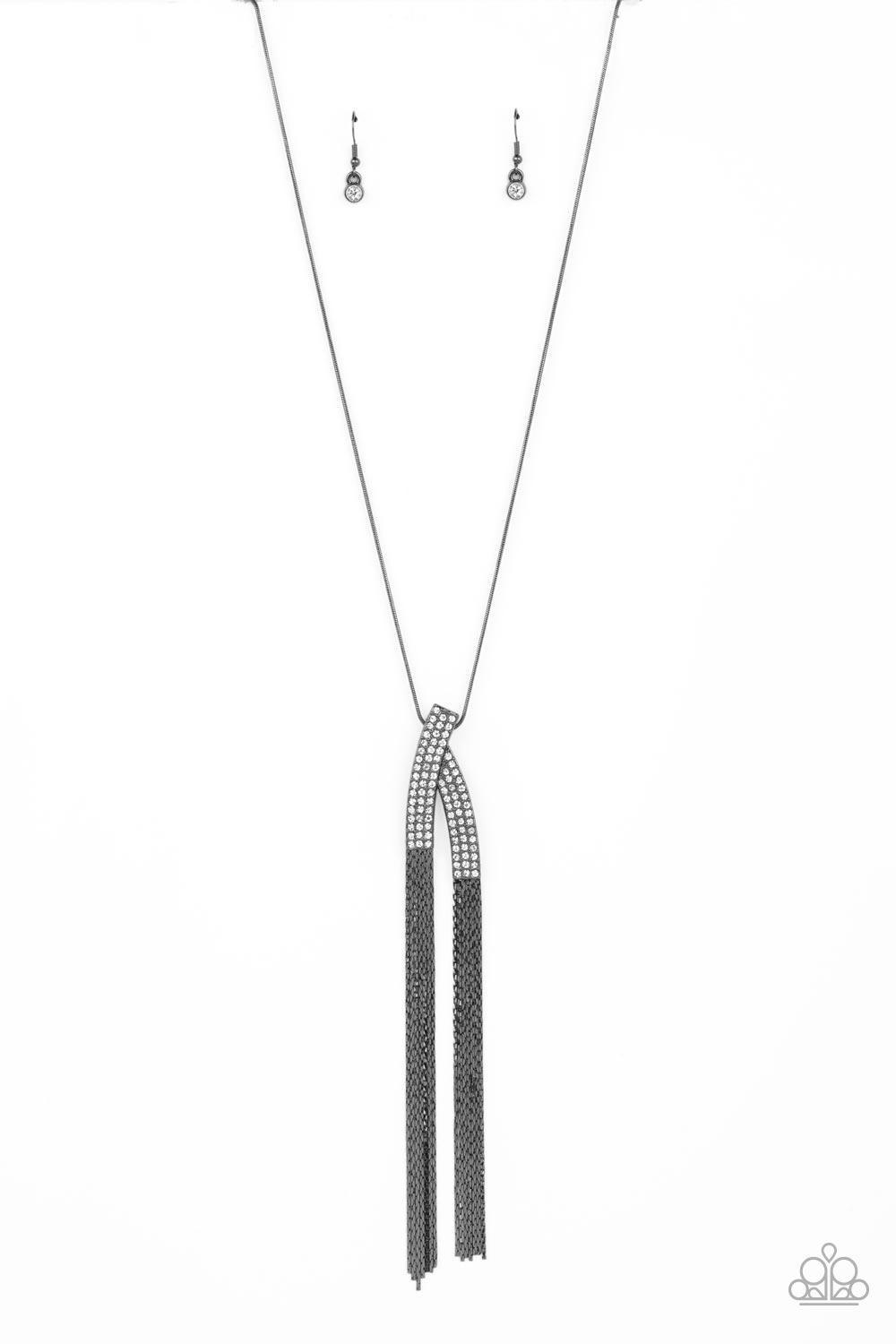 OUT OF THE SWAY BLACK-NECKLACE