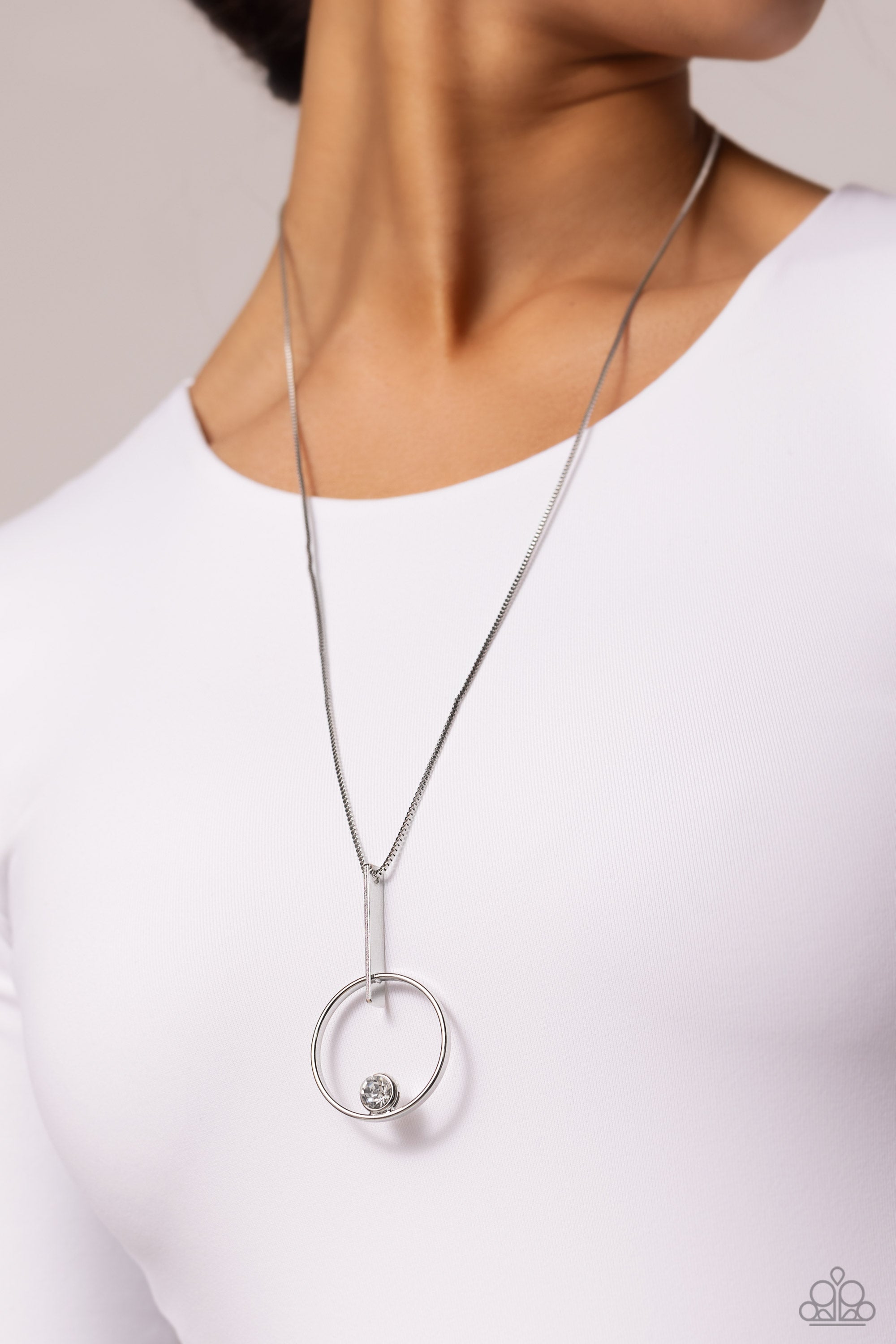 HOOPED THEORY WHITE-NECKLACE