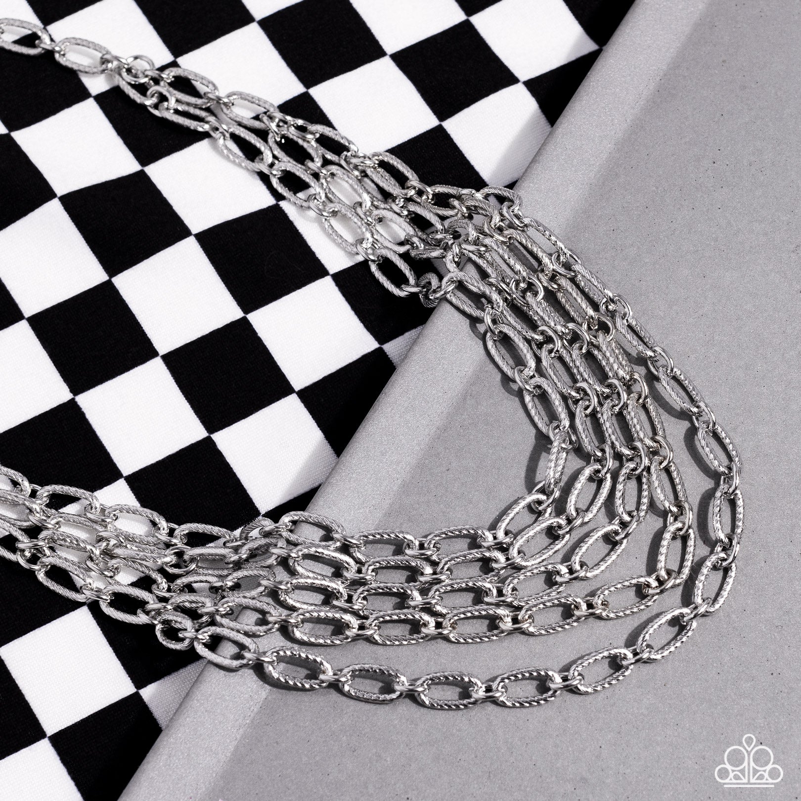 HOUSE OF CHAIN SILVER-NECKLACE