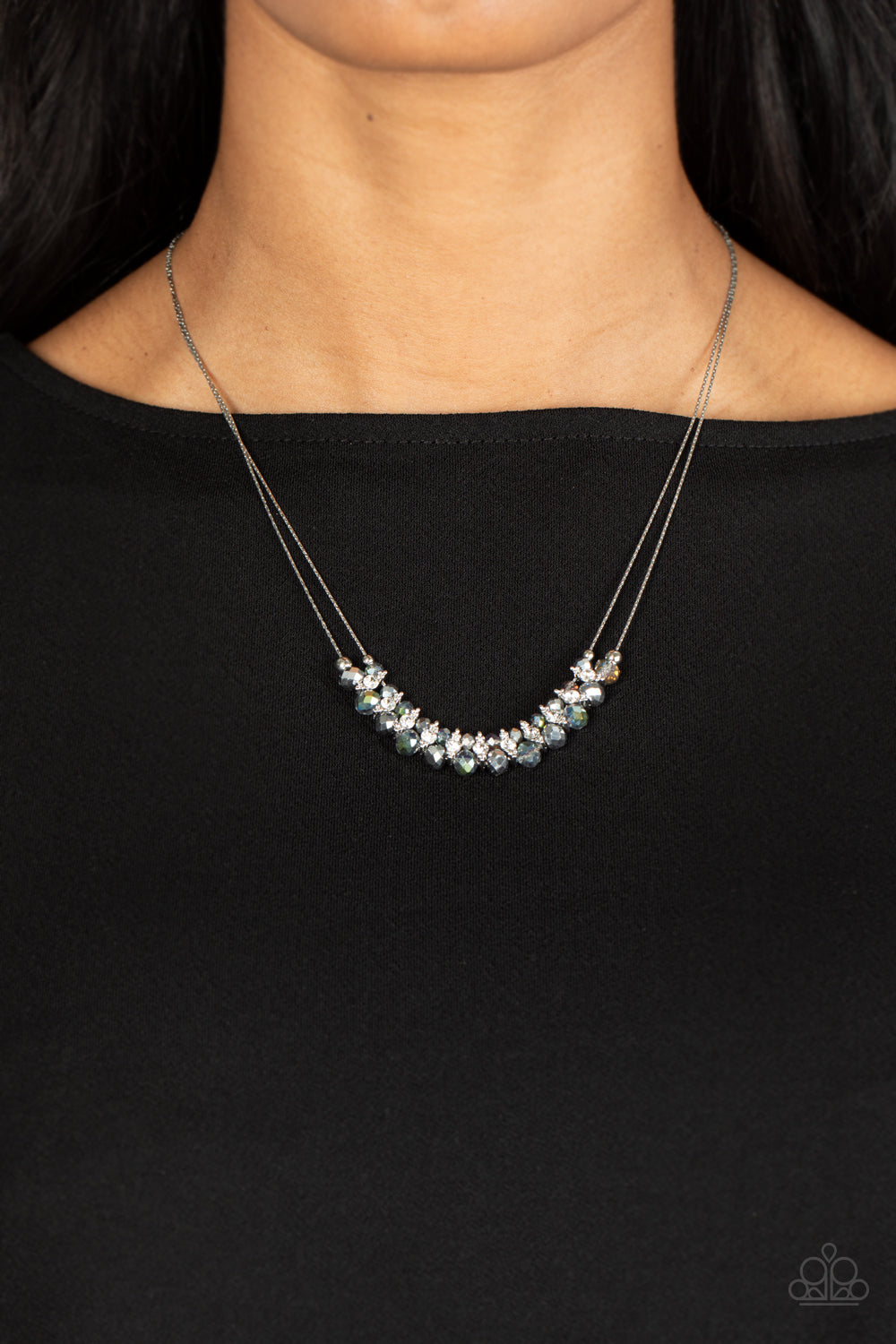 SHIMMERING HIGH SOCIETY SILVER-NECKLACE