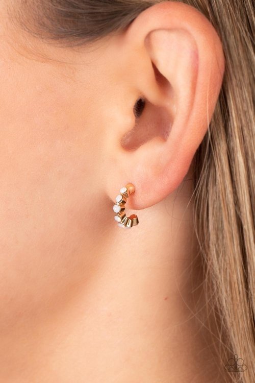 CAREFREE COUTURE GOLD-EARRINGS