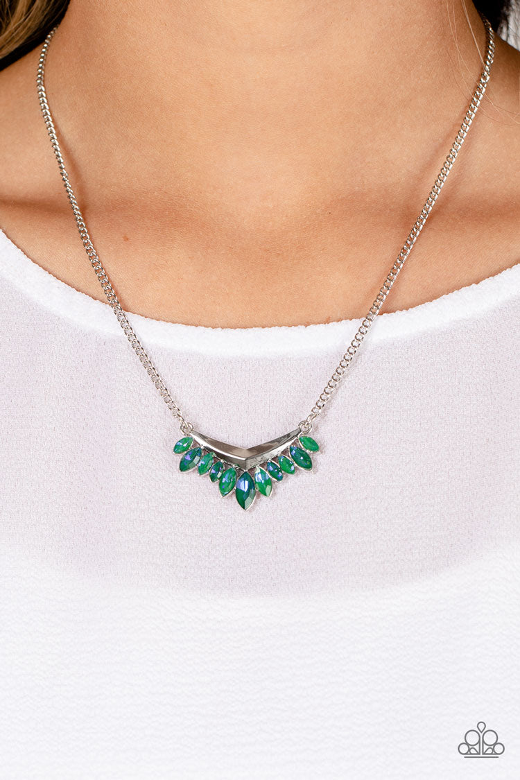 FLASH OF FRINGE GREEN-NECKLACE