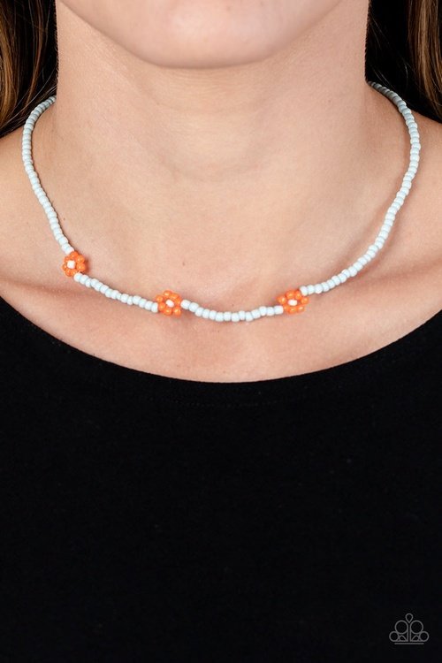 BEWITCHING BEADING ORANGE-NECKLACE