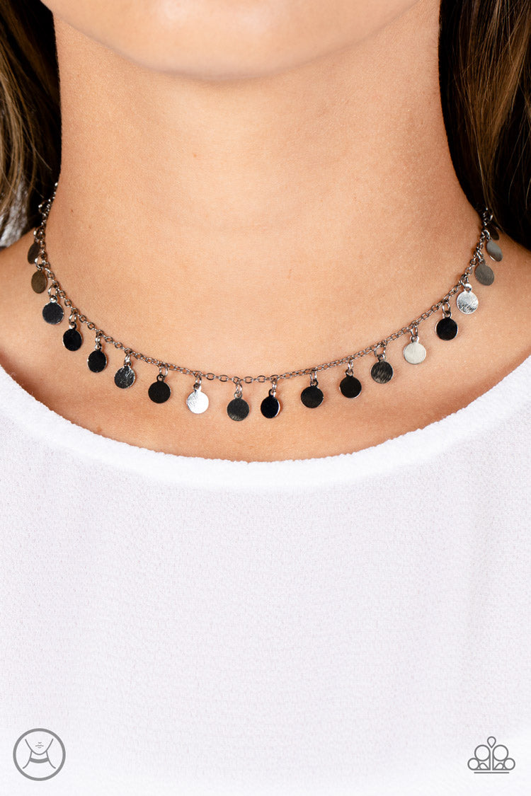 CHAMPAGNE CATWALK BLACK-NECKLACE