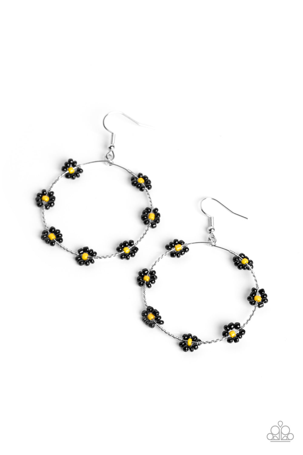 DAINTY DAISIES BLACK-EARRINGS