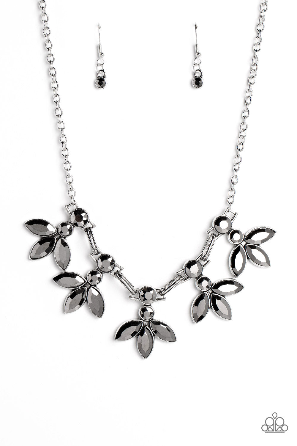 DAUNTLESSLY DEBONAIR SILVER-NECKLACE