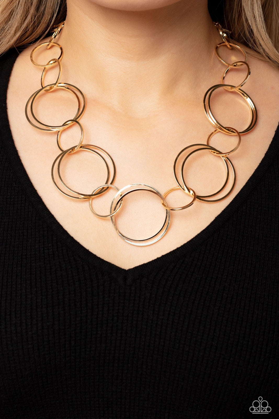 SHIMMERING SYMPHONY GOLD-NECKLACE