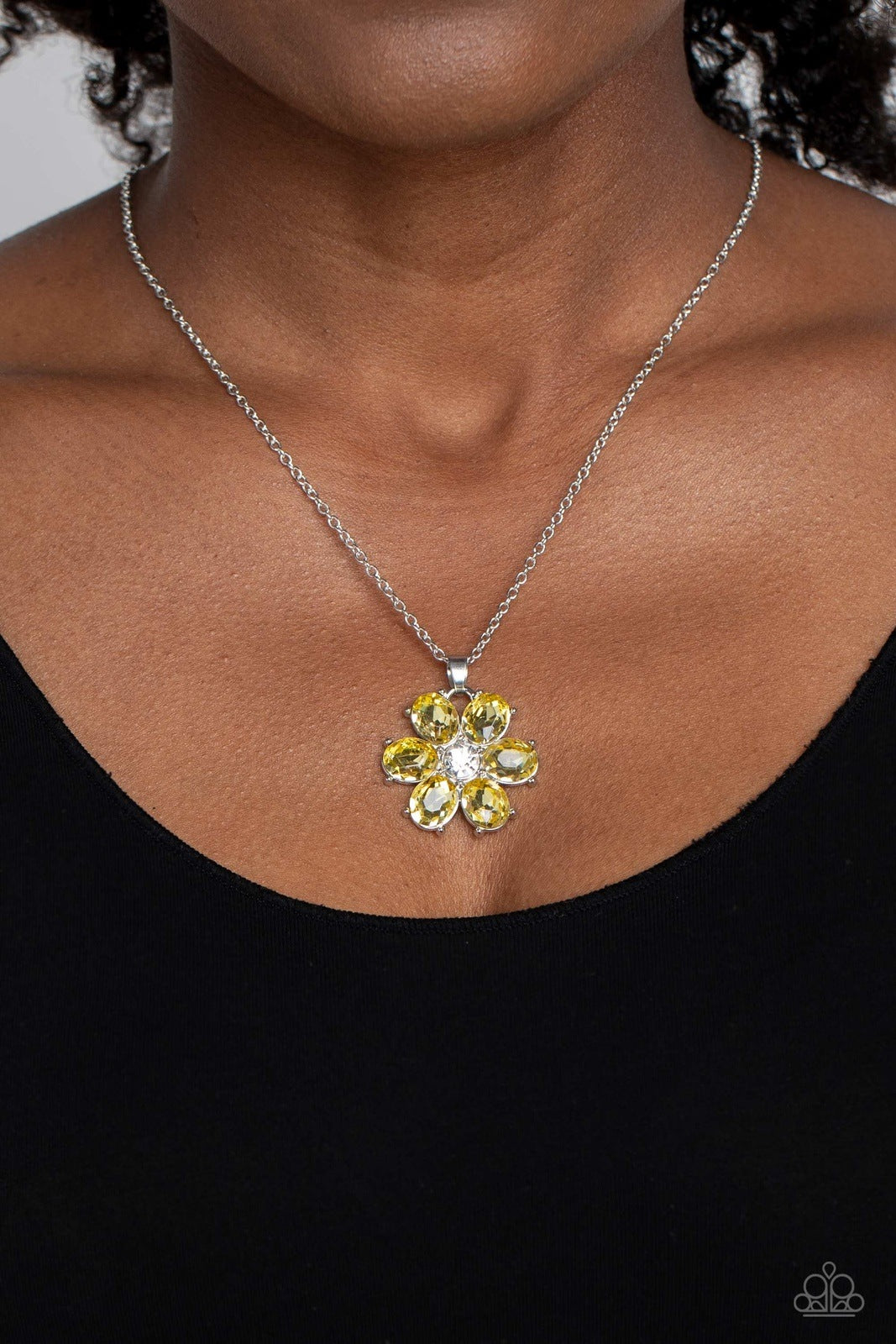 FANCY FLOWER GIRL YELLOW-NECKLACE