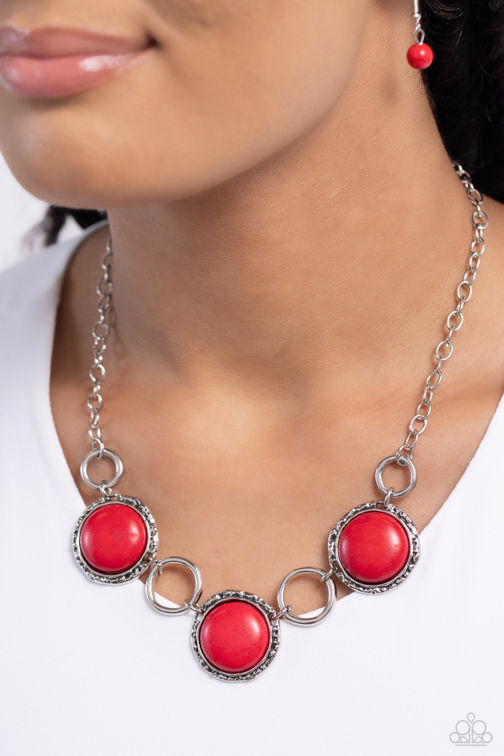 SAHARAN SCOPE RED-NECKLACE