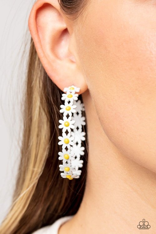 DAISY DISPOSITION WHITE-EARRINGS