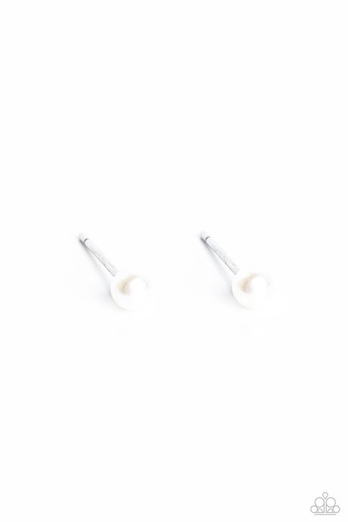 DAINTY DETAILS WHITE-EARRINGS