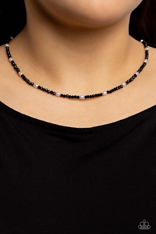 BEADED BLITZ BLACK-NECKLACE