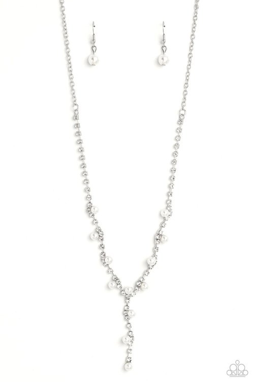 UPPER CLASS WHITE-NECKLACE