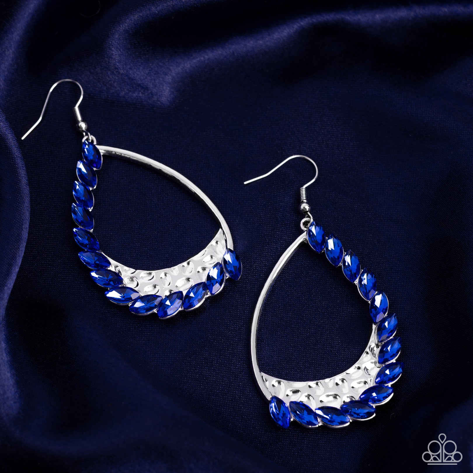 LOOKING SHARP BLUE-EARRINGS