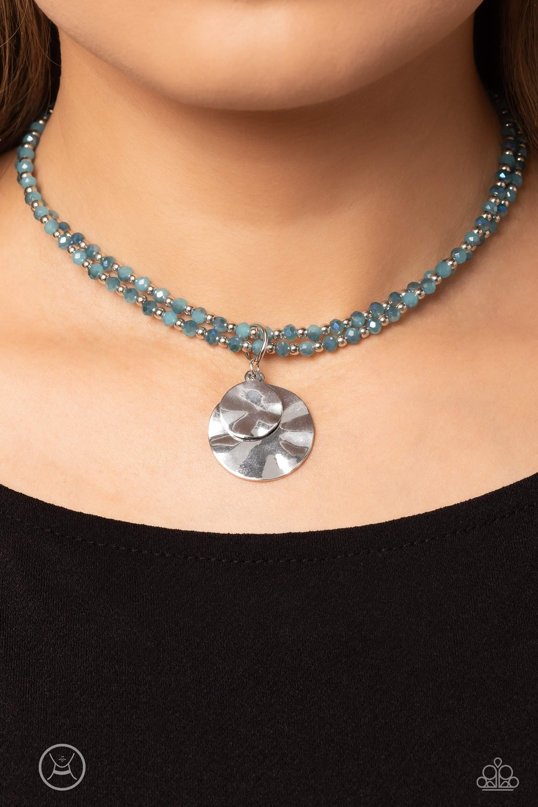 COMPACTED COSMOS BLUE-NECKLACE